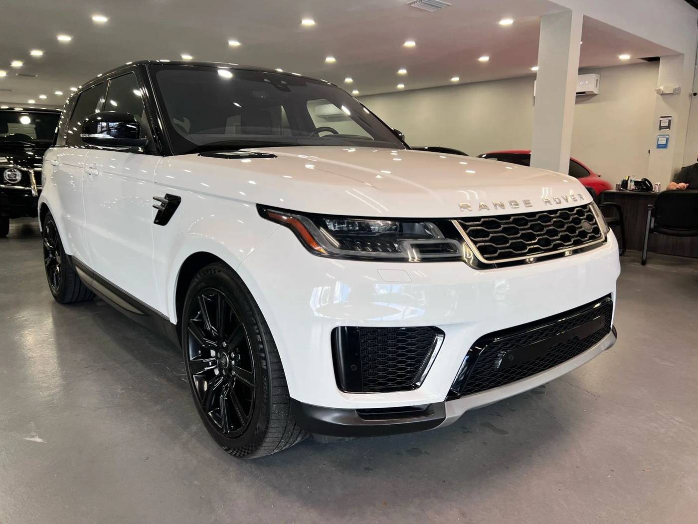 2018 Land Rover Range Rover Sport SE — SUV — 53,256 mi — Tampa, FL