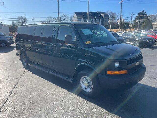 2009 Chevrolet Express Passenger Base — Passenger Van — 37,878 mi — Charlotte, NC