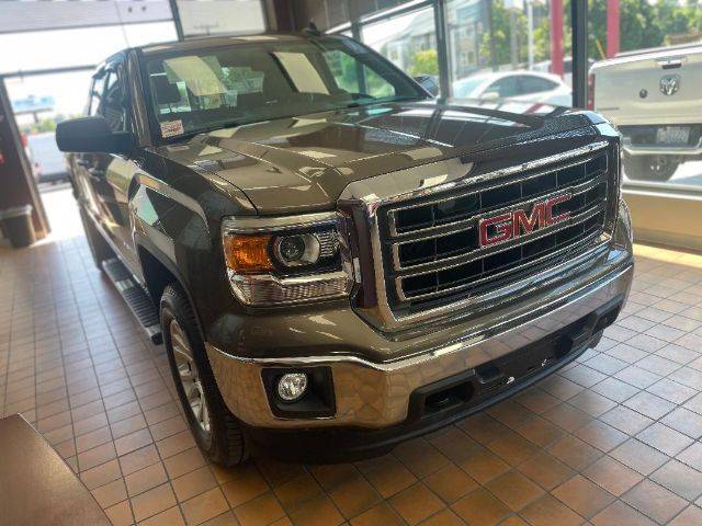 2015 GMC Sierra 1500 SLE — Pickup Truck — 60,257 mi — Charlotte, NC