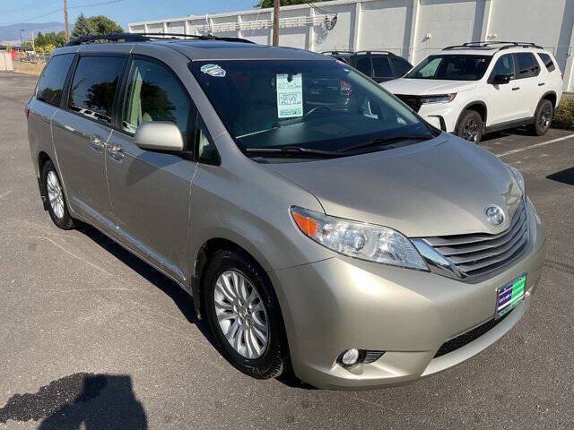 2015 Toyota Sienna XLE — Minivan — 95,243 mi — Missoula, MT