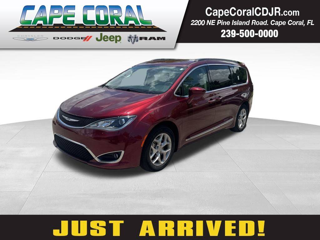 2017 Chrysler Pacifica Touring L — Minivan — 40,441 mi — Cape Coral, FL