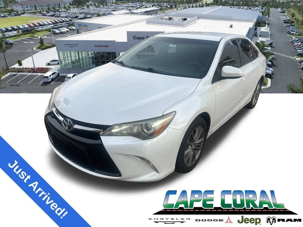 2017 Toyota Camry SE — Sedan — 105,850 mi — Cape Coral, FL
