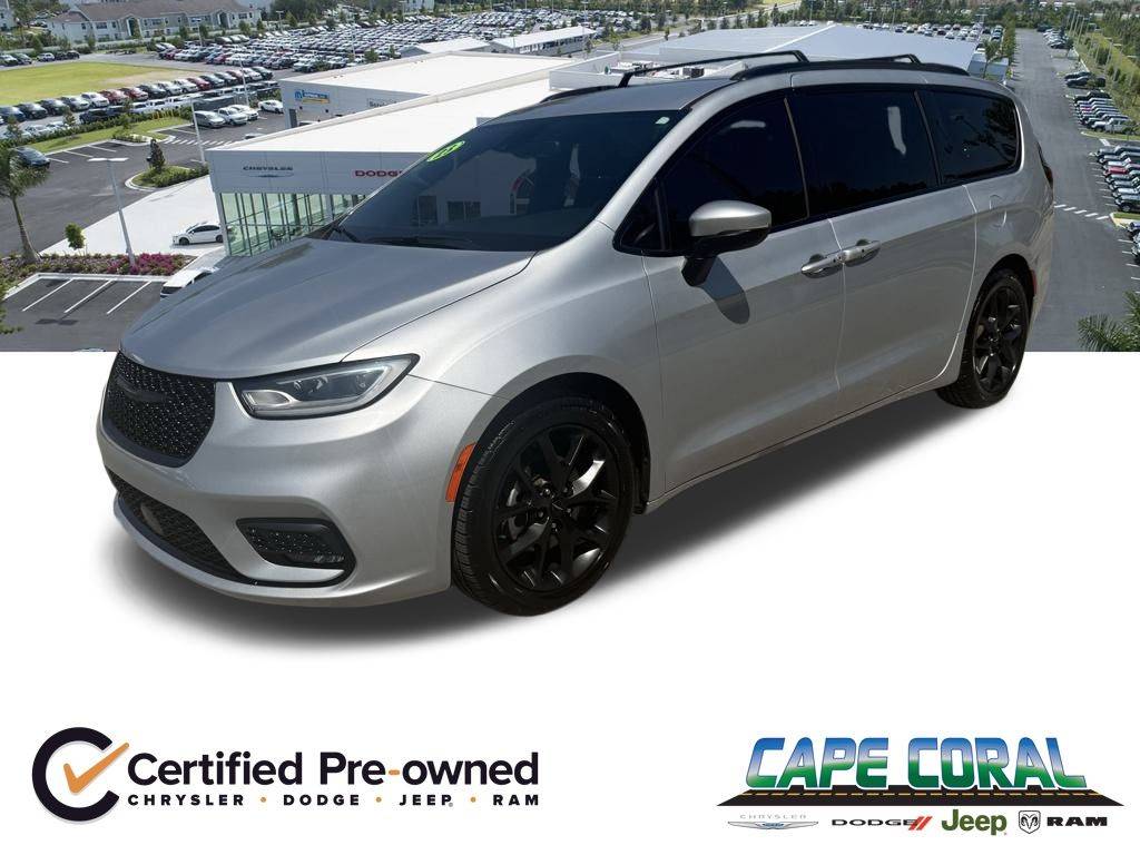 2023 Chrysler Pacifica Touring L — Minivan — 37,289 mi — Cape Coral, FL