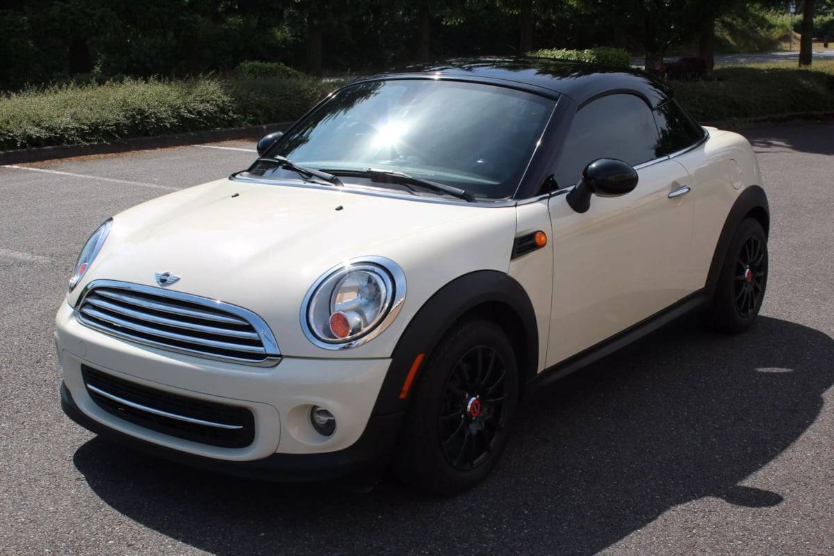 2013 MINI Cooper Coupe Cooper — Coupe — 58,838 mi — Lynnwood, WA