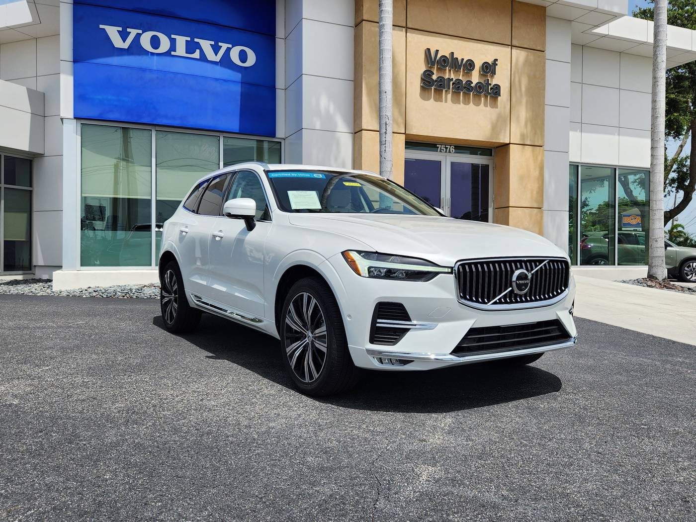 2023 Volvo XC60 Plus — SUV — 10,736 mi — Sarasota, FL