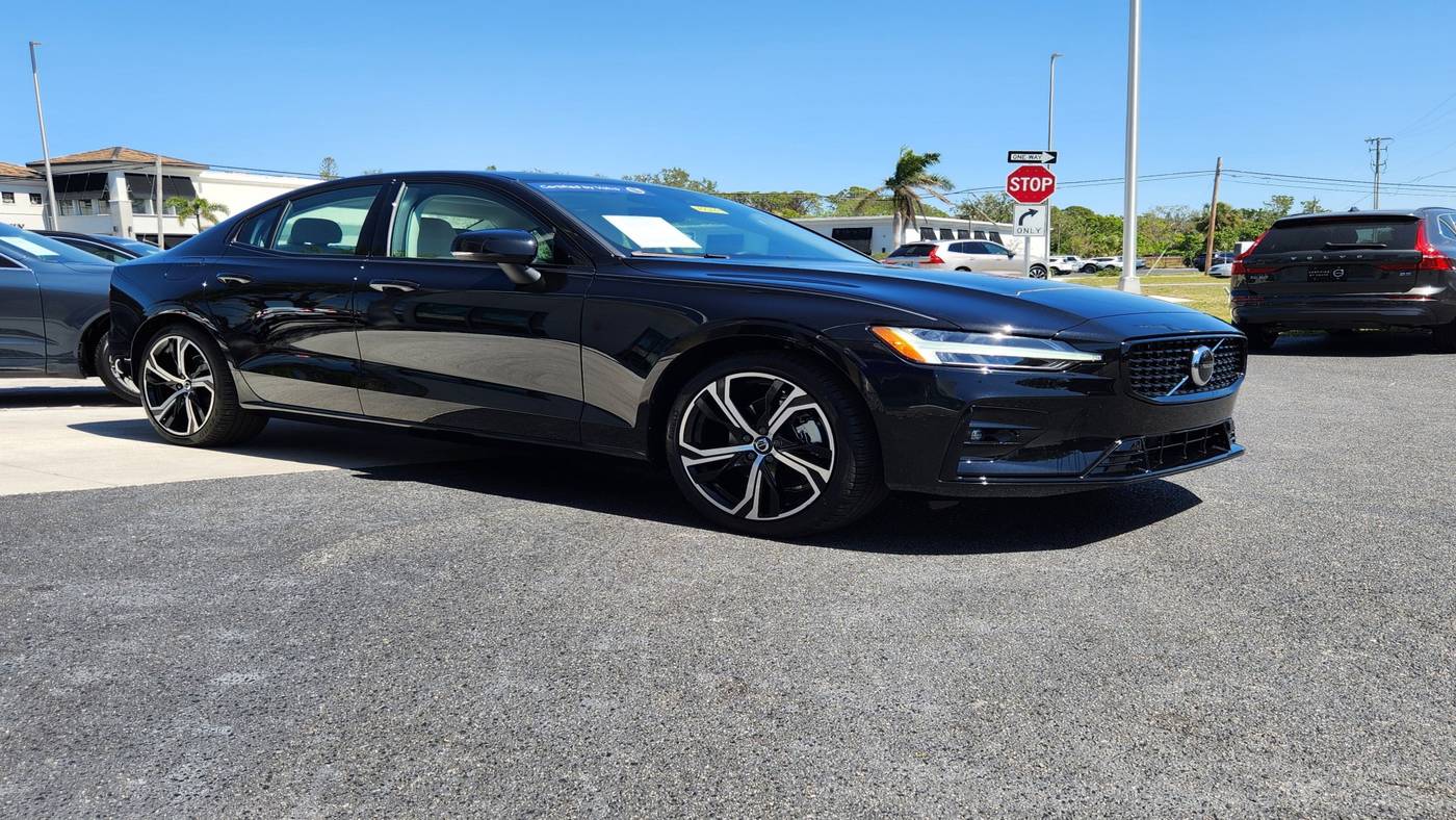 2024 Volvo S60 Core — Sedan — 4,477 mi — Sarasota, FL
