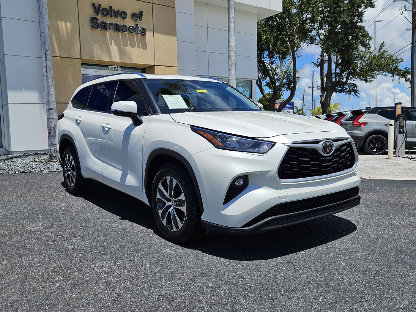 2020 Toyota Highlander XLE — SUV — 38,863 mi — Sarasota, FL