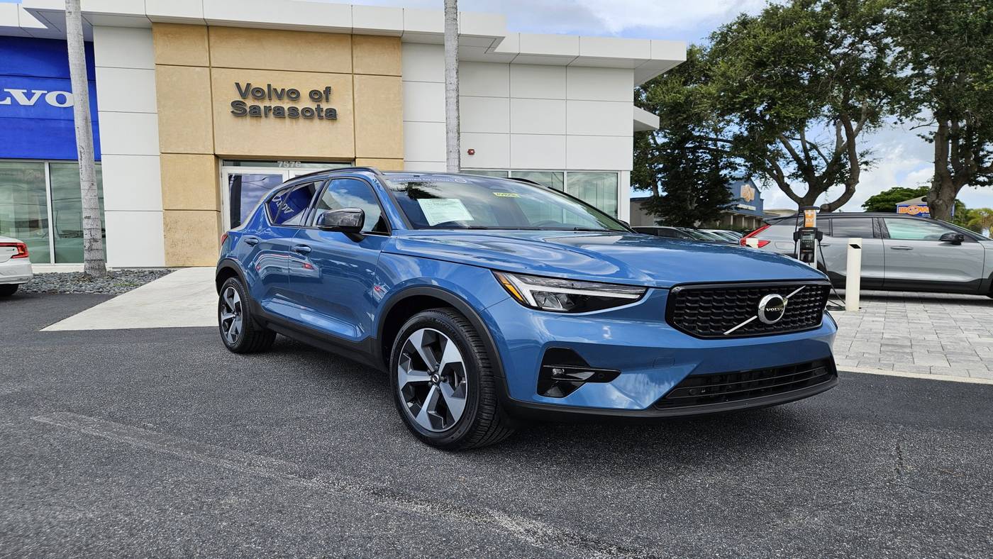 2023 Volvo XC40 Plus — SUV — 28,665 mi — Sarasota, FL