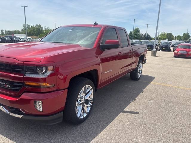 2018 Chevrolet Silverado 1500 LT — Pickup Truck — 69,313 mi — North Aurora, IL