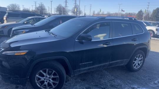 2015 Jeep Cherokee Latitude — SUV — 101,852 mi — North Aurora, IL