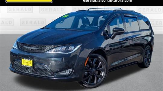 2018 Chrysler Pacifica Limited — Minivan — 53,122 mi — North Aurora, IL