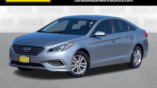 2016 Hyundai Sonata SE — Sedan — 76,167 mi — North Aurora, IL