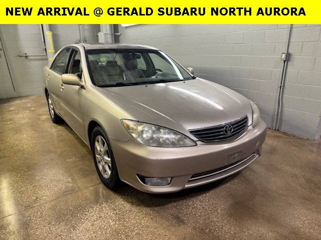 2005 Toyota Camry XLE V6 — Sedan — 163,661 mi — North Aurora, IL