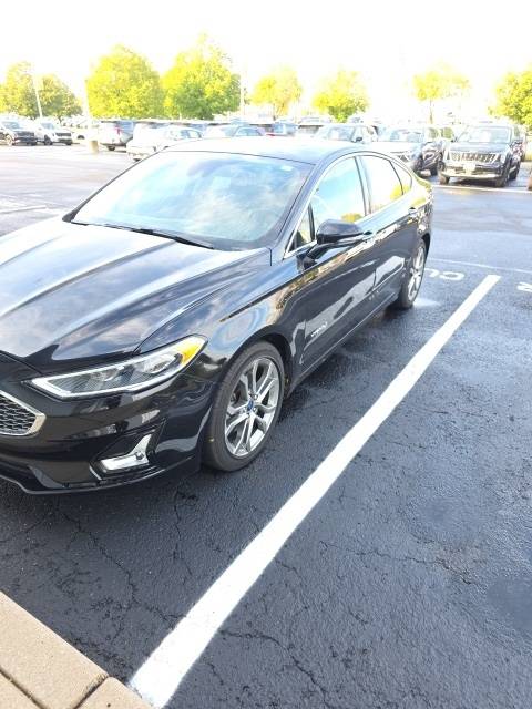 2019 Ford Fusion Hybrid Titanium — Sedan — 72,660 mi — North Aurora, IL