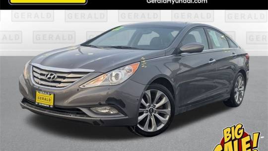 2012 Hyundai Sonata SE — Sedan — 99,370 mi — North Aurora, IL
