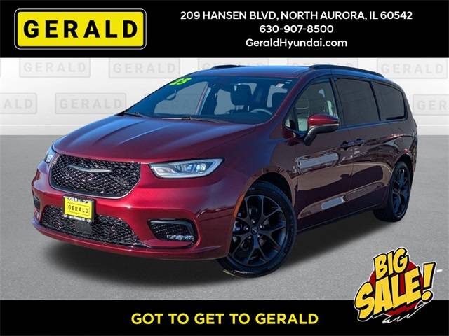 2023 Chrysler Pacifica Touring L — Minivan — 38,587 mi — North Aurora, IL
