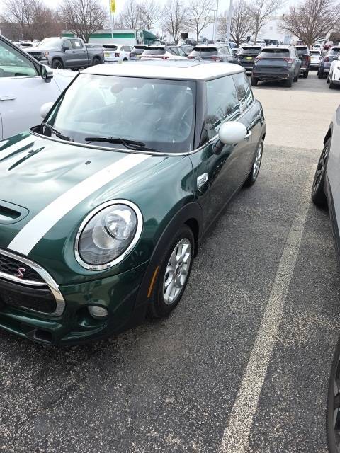 2018 MINI Hardtop Cooper S — Hatchback — 33,293 mi — North Aurora, IL