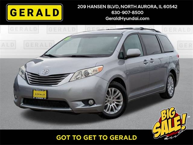 2011 Toyota Sienna Base — Minivan — 166,136 mi — North Aurora, IL