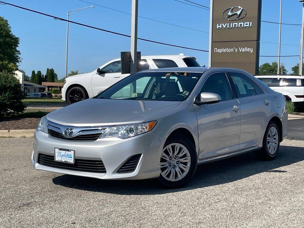 2013 Toyota Camry L — Sedan — 106,563 mi — Aurora, IL
