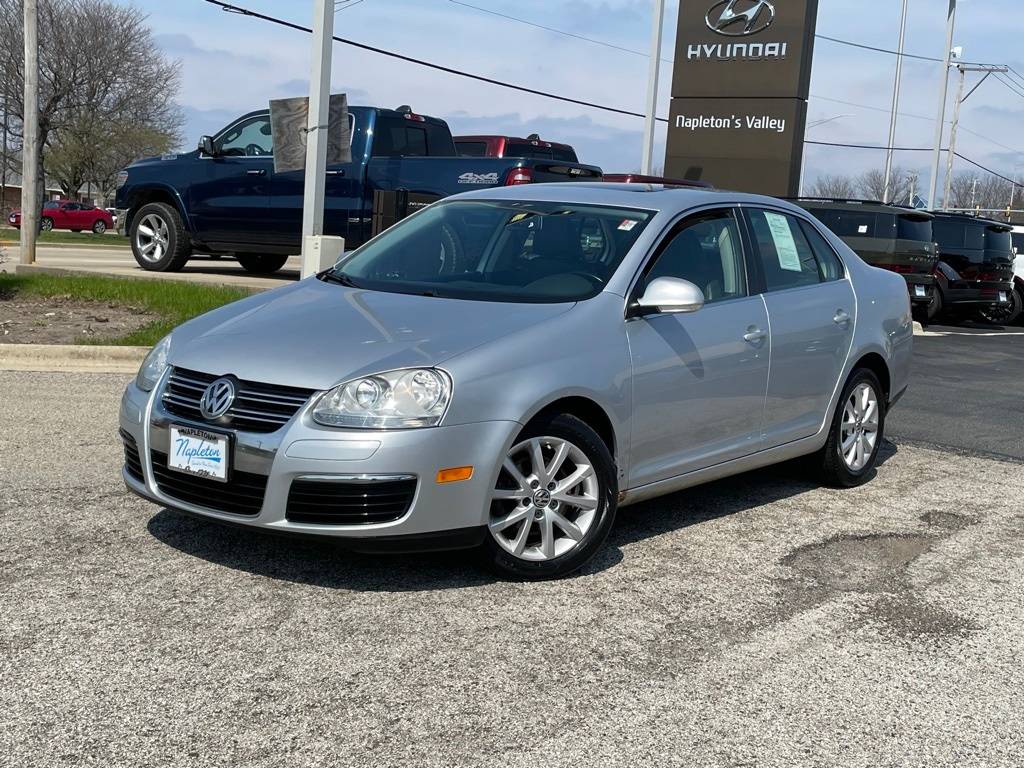 2010 Volkswagen Jetta SE — Sedan — 116,517 mi — Aurora, IL