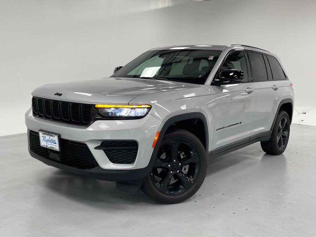 2024 Jeep Grand Cherokee Altitude — SUV — 3,836 mi — Aurora, IL