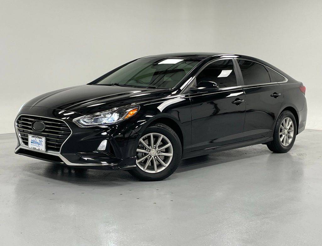 2018 Hyundai Sonata SE — Sedan — 122,622 mi — Aurora, IL