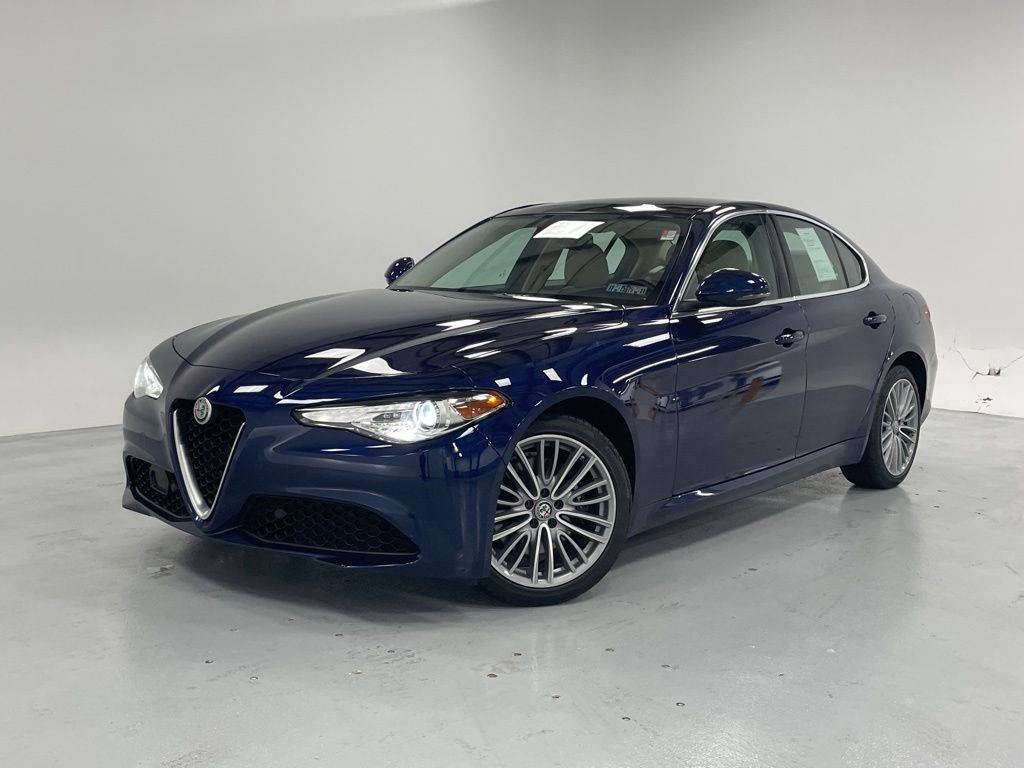 2019 Alfa Romeo Giulia Ti Lusso — Sedan — 26,069 mi — Aurora, IL