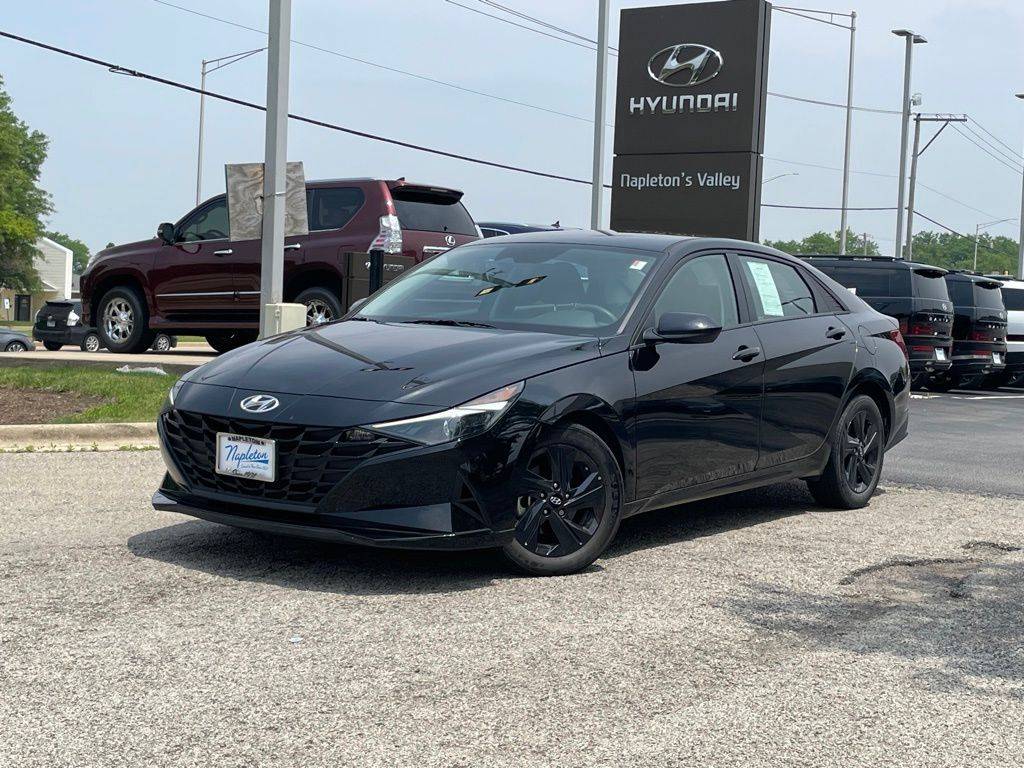 2023 Hyundai Elantra SEL — Sedan — 27,314 mi — Aurora, IL