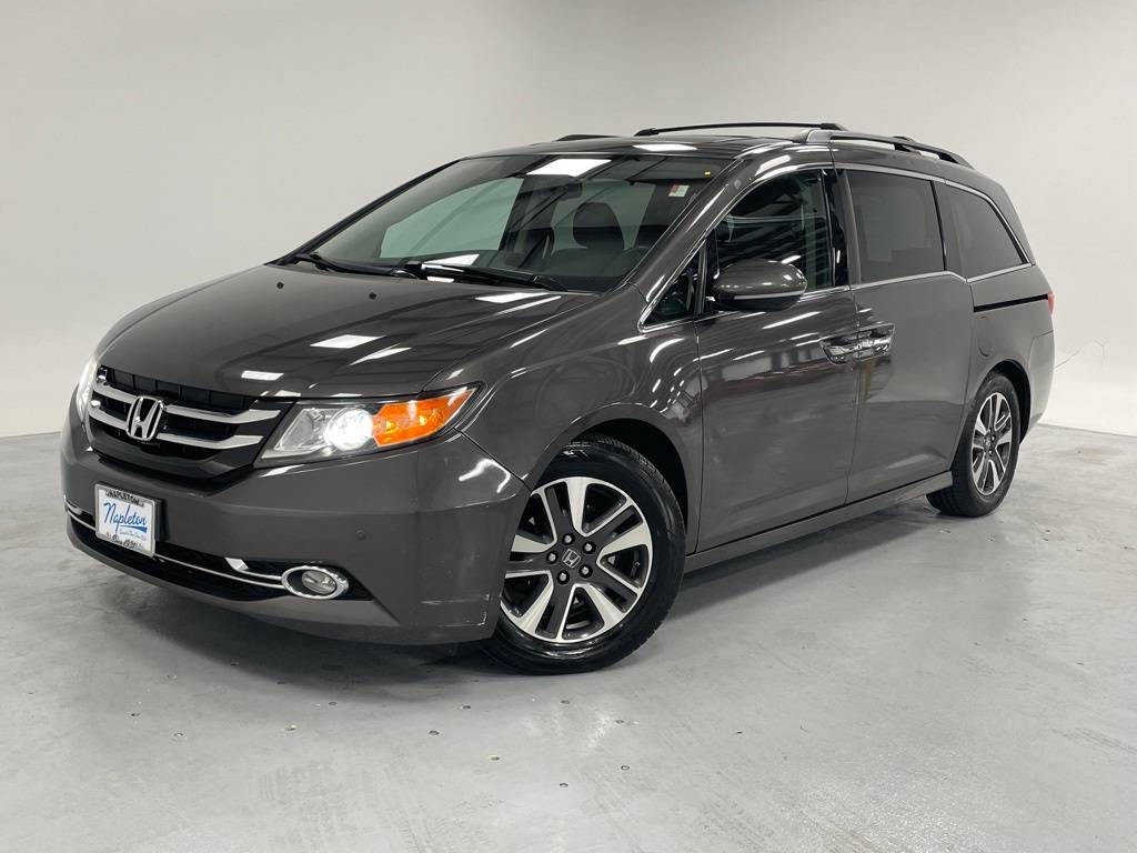 2014 Honda Odyssey Touring — Minivan — 148,077 mi — Aurora, IL