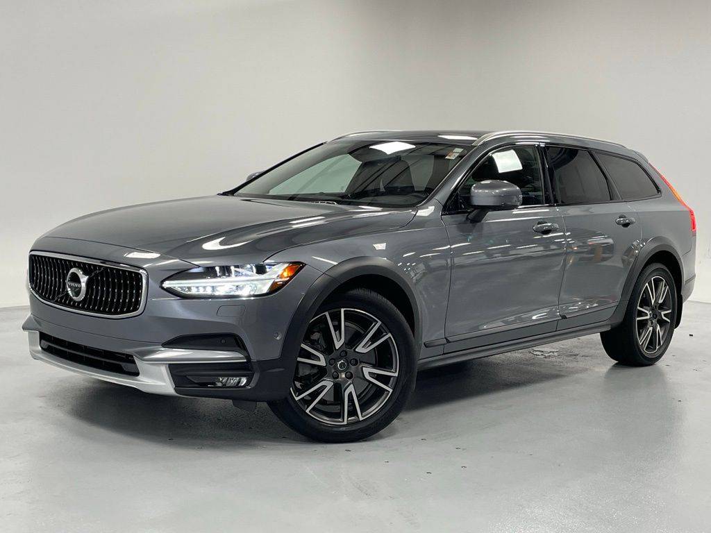 2017 Volvo V90 Cross Country T6 — Wagon — 47,111 mi — Aurora, IL