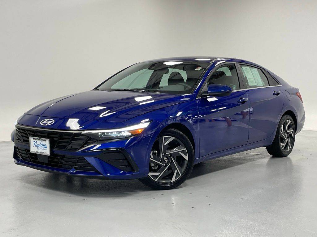 2024 Hyundai Elantra SEL — Sedan — 21,224 mi — Aurora, IL