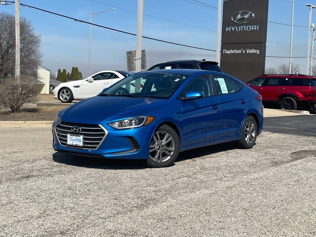 2017 Hyundai Elantra SE — Sedan — 76,250 mi — Aurora, IL