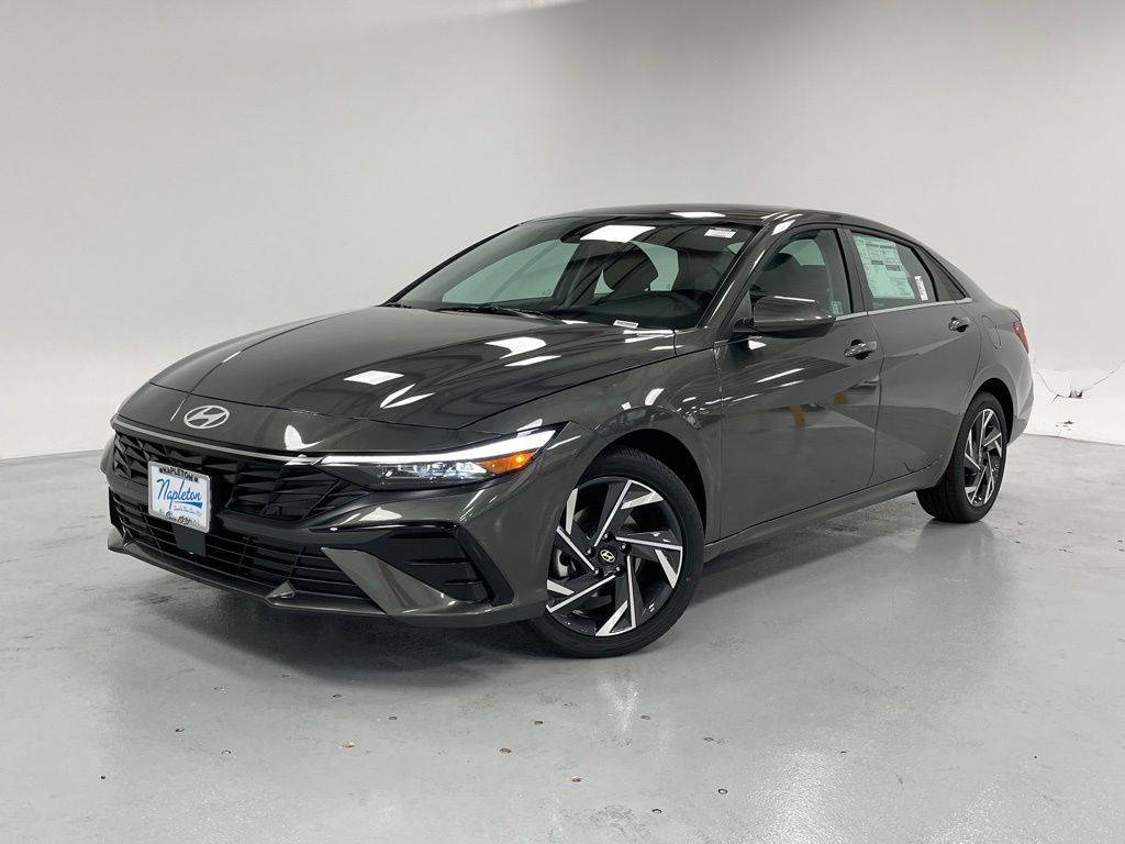 2025 Hyundai Elantra SEL Convenience — Sedan — 208 mi — Aurora, IL