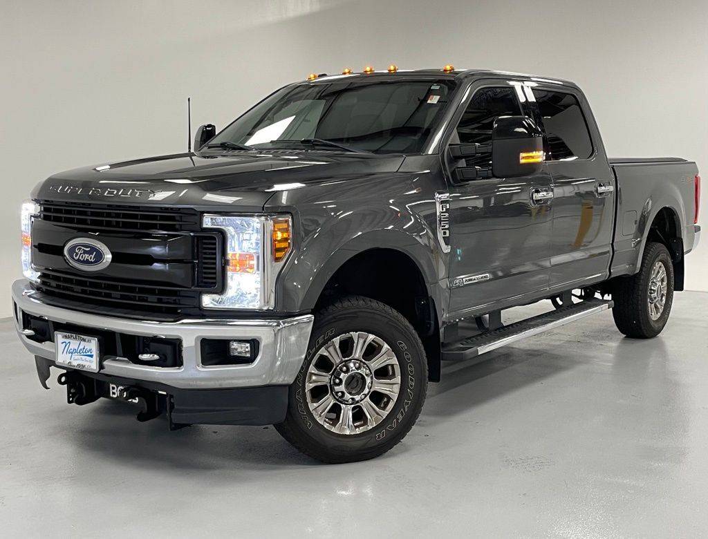 2018 Ford Super Duty F-250 XLT — Pickup Truck — 119,969 mi — Aurora, IL