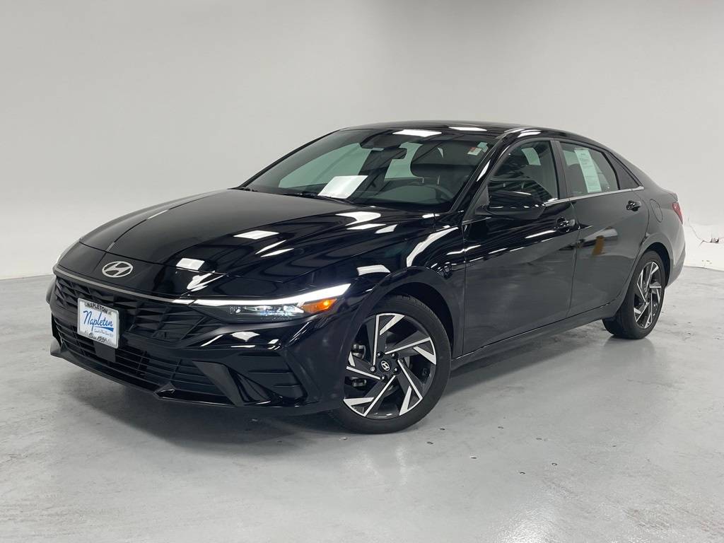 2024 Hyundai Elantra SEL — Sedan — 11,343 mi — Aurora, IL