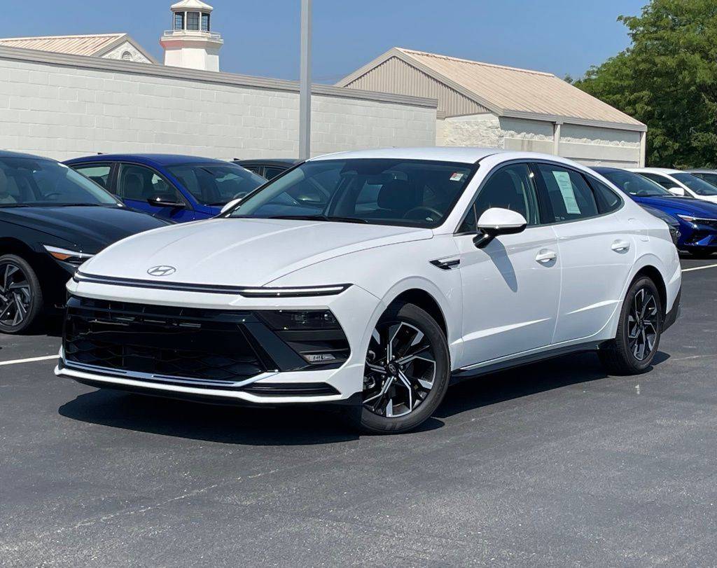 2025 Hyundai Sonata SEL — Sedan — 13,881 mi — Aurora, IL