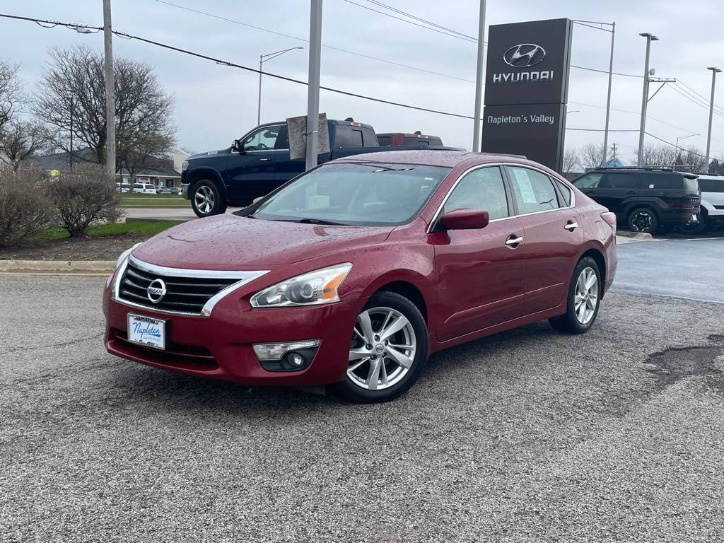 2014 Nissan Altima 2.5 SV — Sedan — 140,870 mi — Aurora, IL