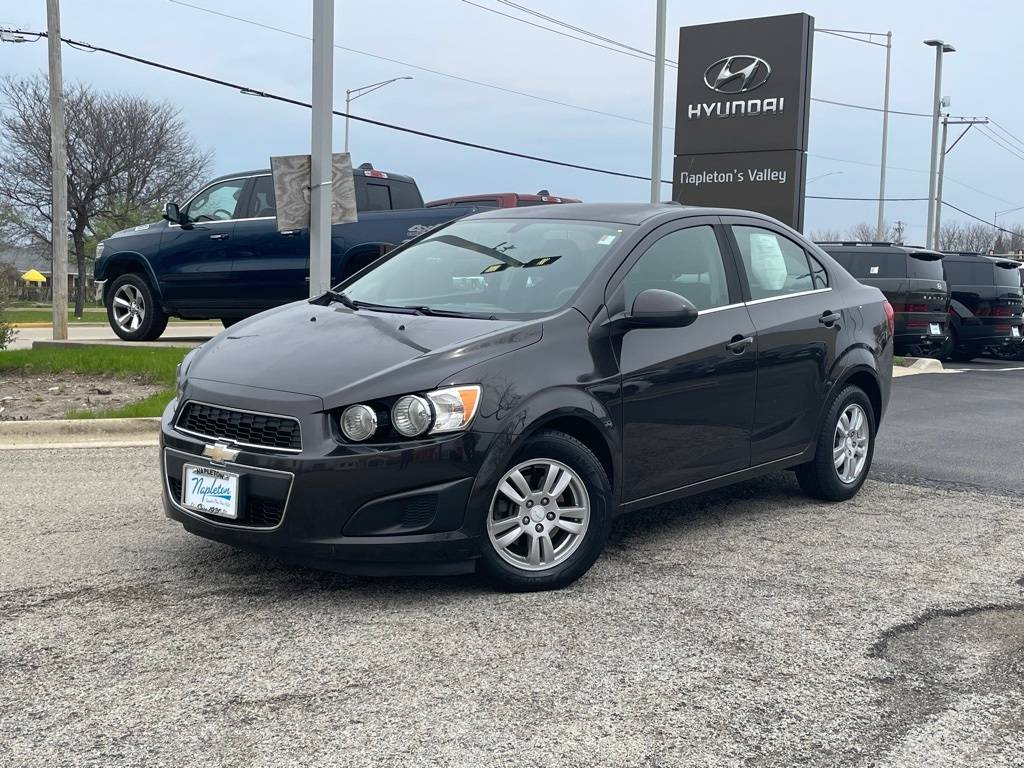 2015 Chevrolet Sonic LT — Sedan — 83,530 mi — Aurora, IL