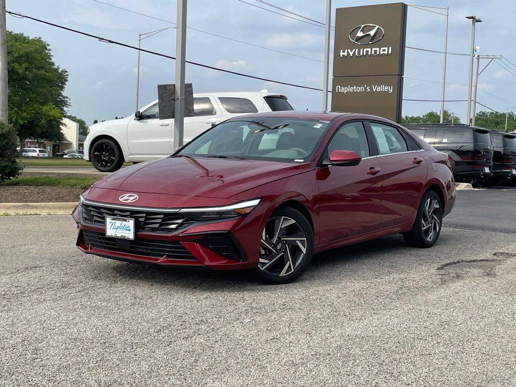 2024 Hyundai Elantra SEL — Sedan — 5,861 mi — Aurora, IL