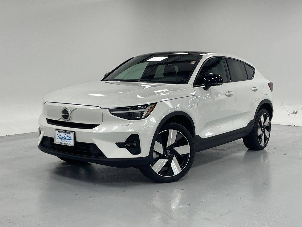 2023 Volvo C40 Recharge Ultimate — SUV — 11,747 mi — Aurora, IL