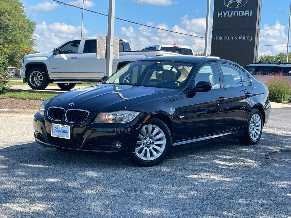 2009 BMW 3 Series 328i — Sedan — 81,132 mi — Aurora, IL