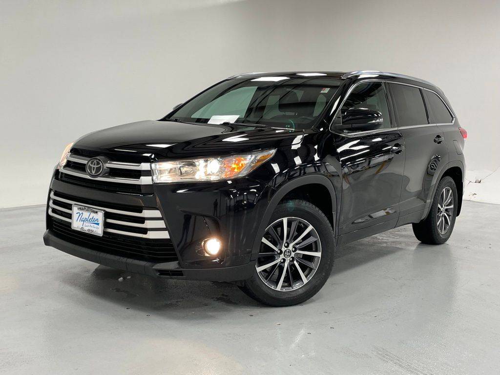 2017 Toyota Highlander XLE — SUV — 134,141 mi — Aurora, IL