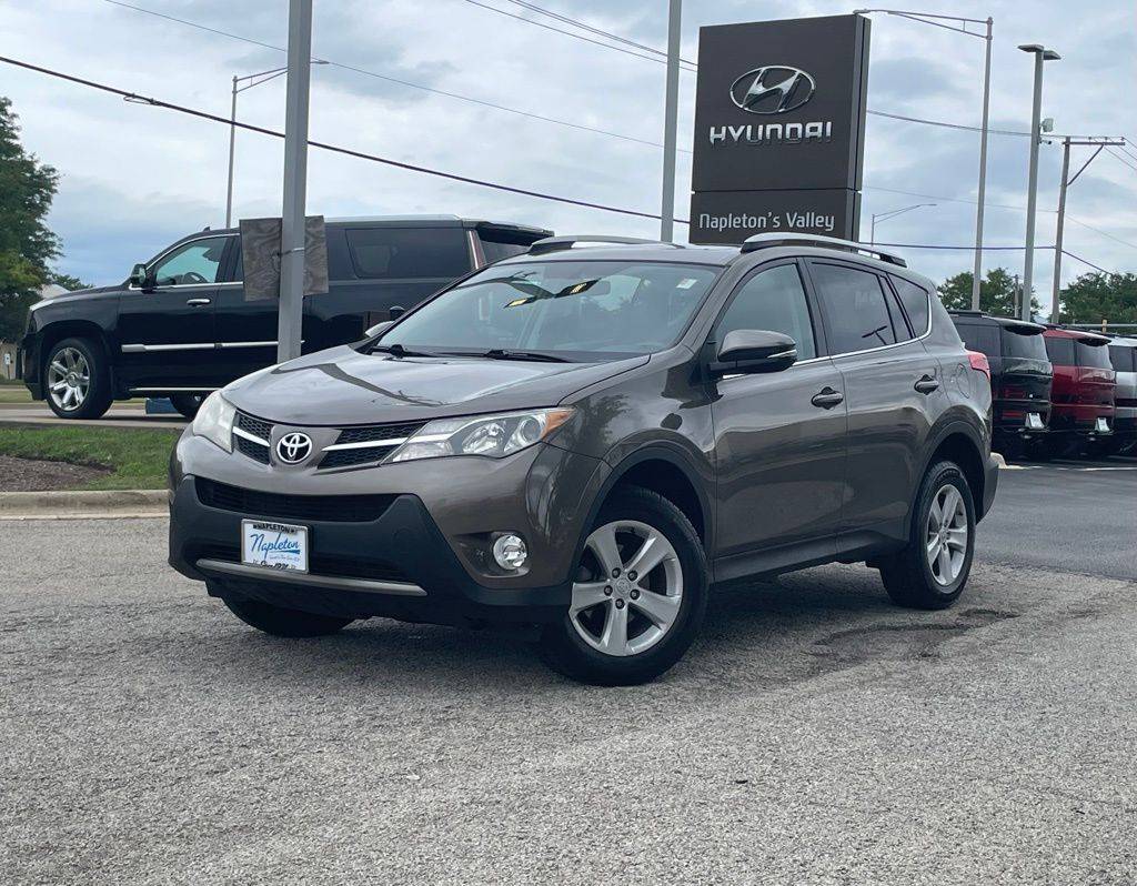 2013 Toyota RAV4 XLE — SUV — 196,601 mi — Aurora, IL
