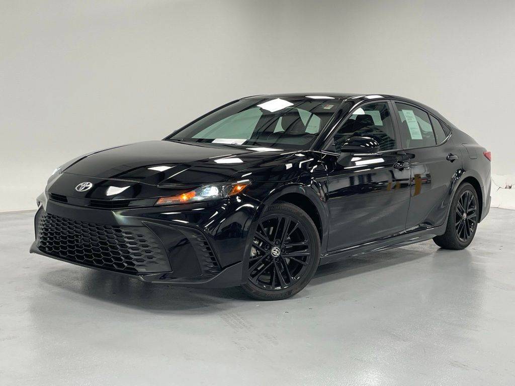 2025 Toyota Camry Hybrid LE — Sedan — 21,269 mi — Aurora, IL