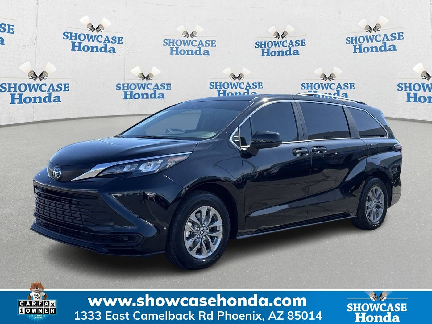 2024 Toyota Sienna LE — Minivan — 26,222 mi — Phoenix, AZ