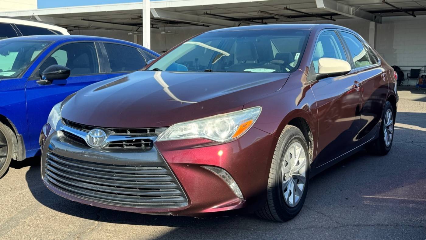 2015 Toyota Camry LE — Sedan — 83,011 mi — Phoenix, AZ