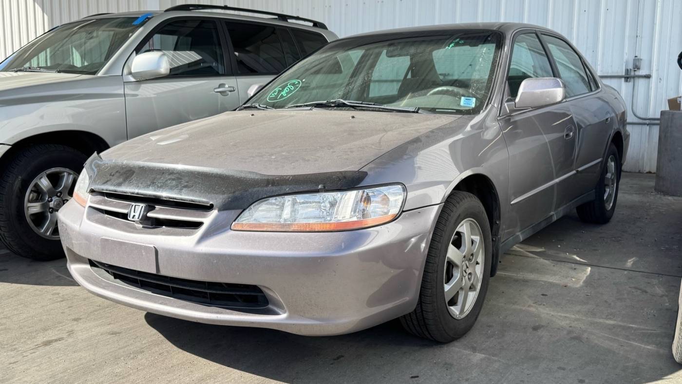 2000 Honda Accord SE — Sedan — 95,086 mi — Phoenix, AZ