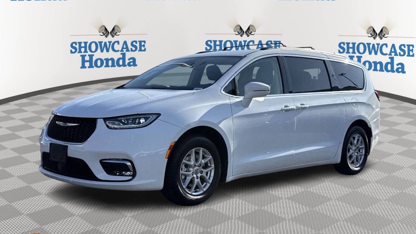 2022 Chrysler Pacifica Touring L — Minivan — 67,273 mi — Phoenix, AZ