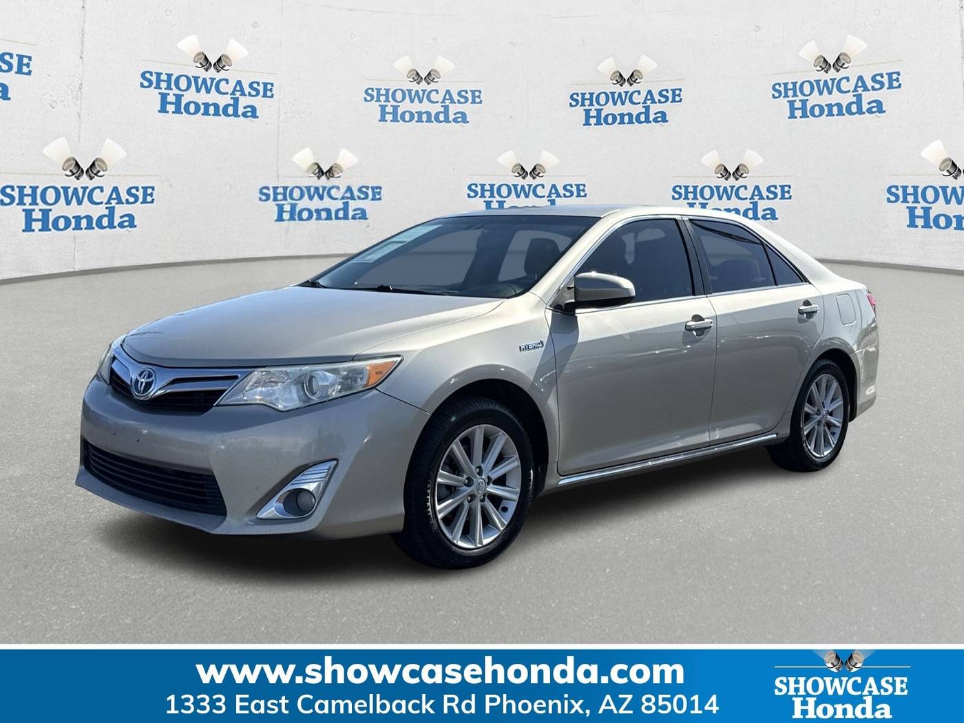 2014 Toyota Camry Hybrid LE — Sedan — 188,064 mi — Phoenix, AZ