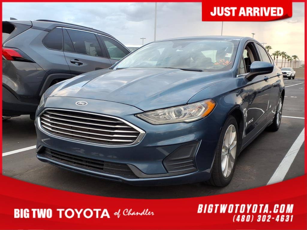 2019 Ford Fusion Hybrid SE — Sedan — 28,712 mi — Chandler, AZ